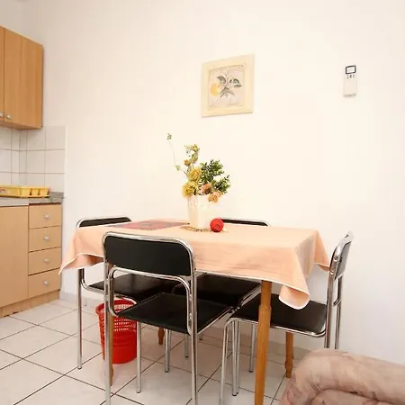 Apartman With A Parking Space Okrug Gornji, Ciovo - 9441